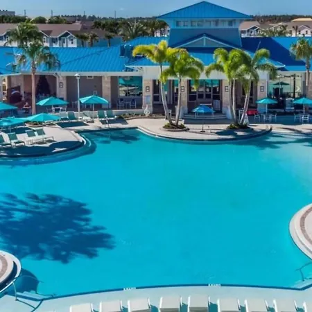 Villa Luxurious Windsor Cay Retreat With Theater & Pool